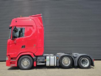 S580 V8 / 6x2/4 / MEGA / LOWDECK / 103 cm